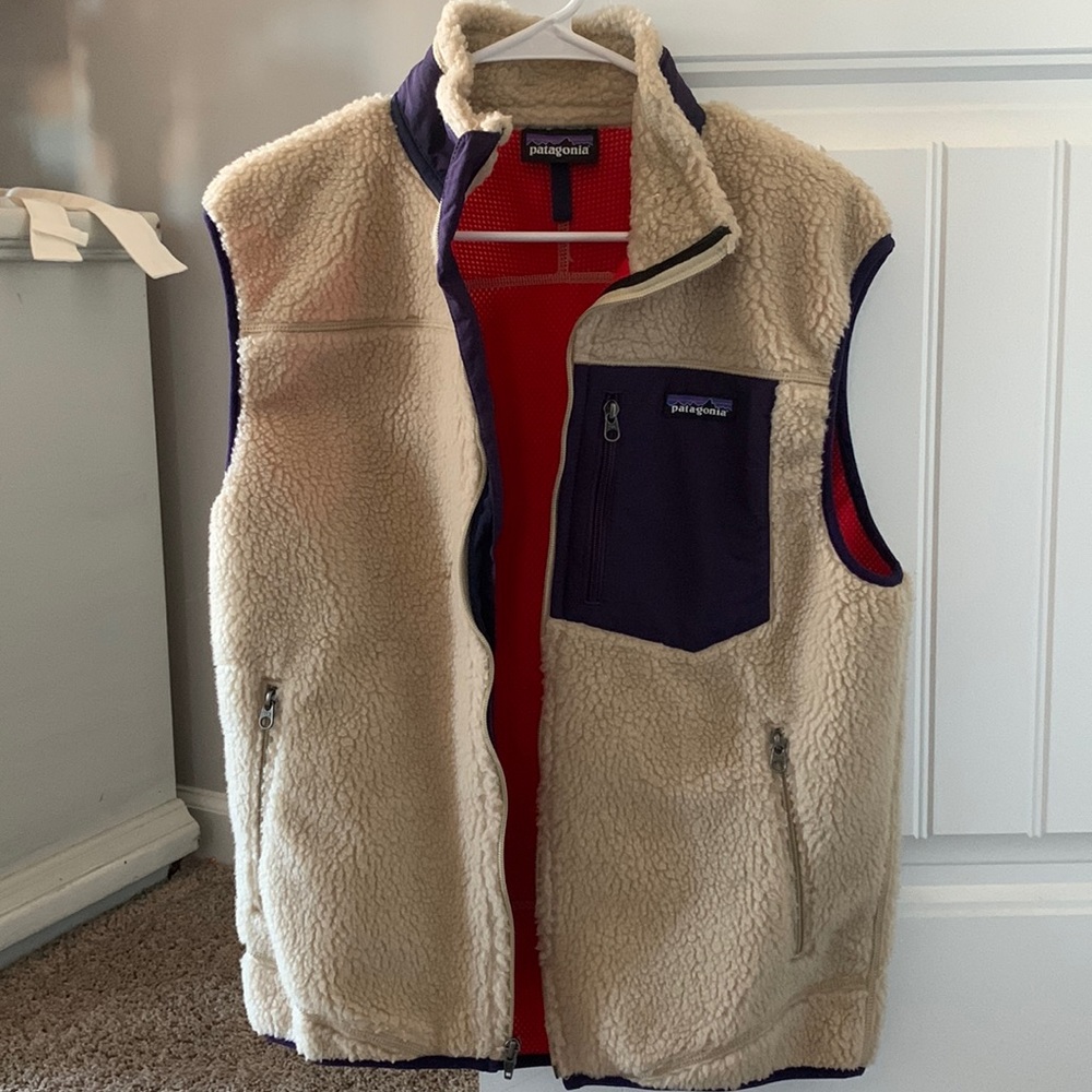 Patagonia vest like new. Please read description
